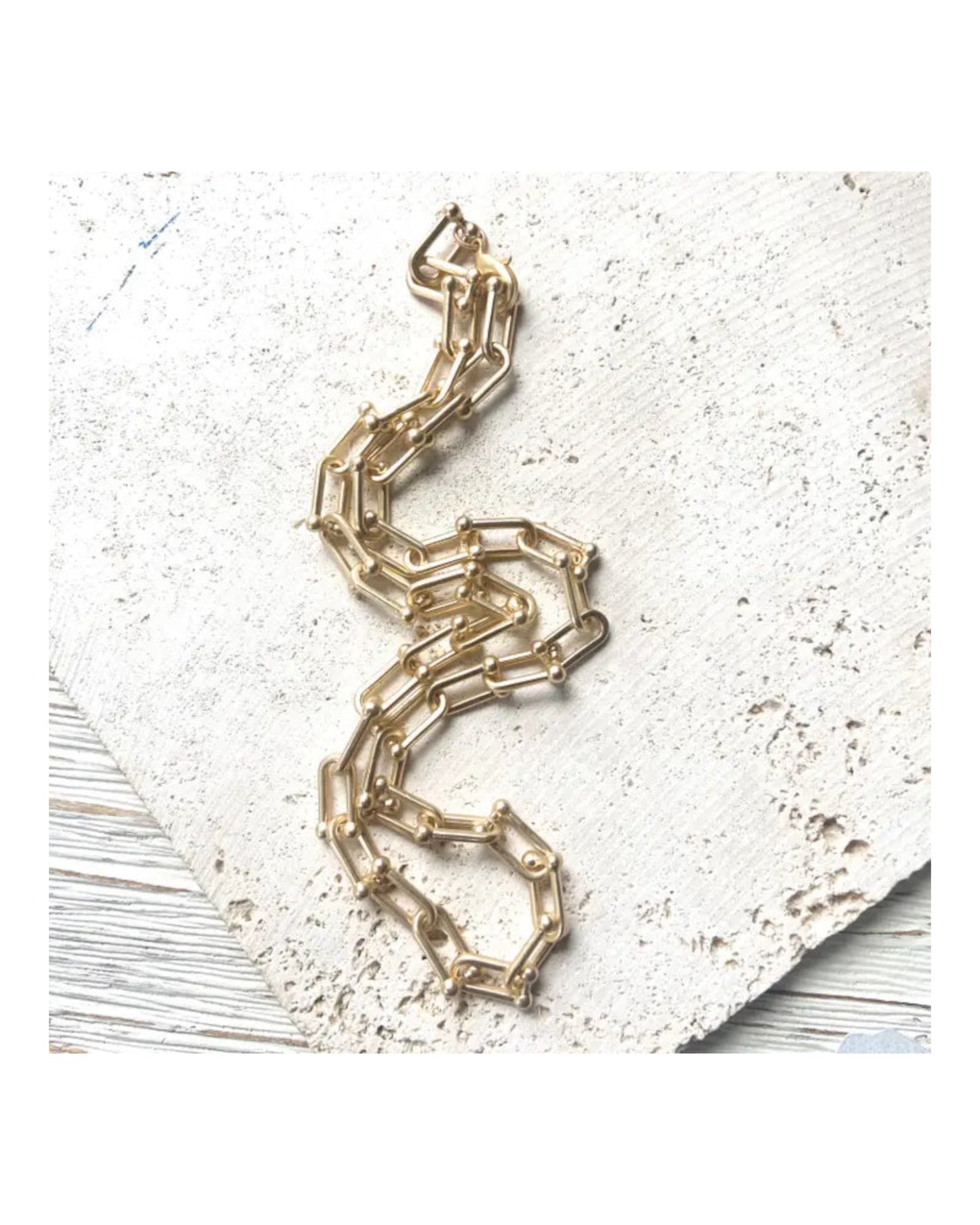 Matte Paperclip Necklace
