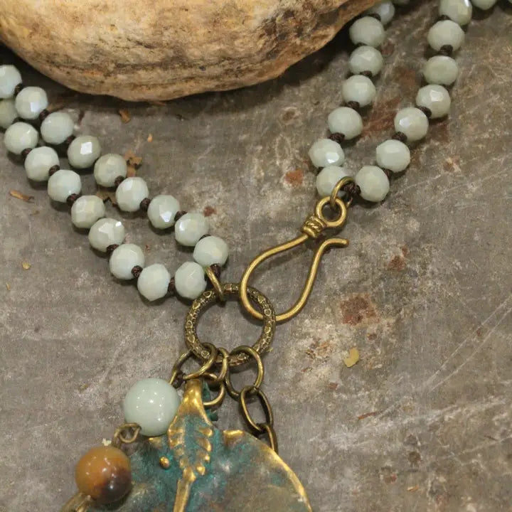 Elvy Necklace